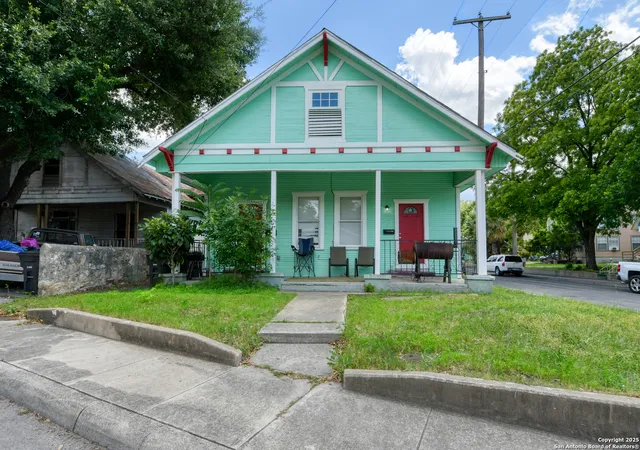 Photo 1 of Multi family home for sale at 120 W Highland, San Antonio, TX 78210 | MLS# 1865856 | Listing updated on 2026-04-14