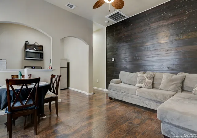 Photo 4 of House for sale at 120 W Highland, San Antonio, TX 78210 | MLS# 1865856 | Listing updated on 2026-04-14