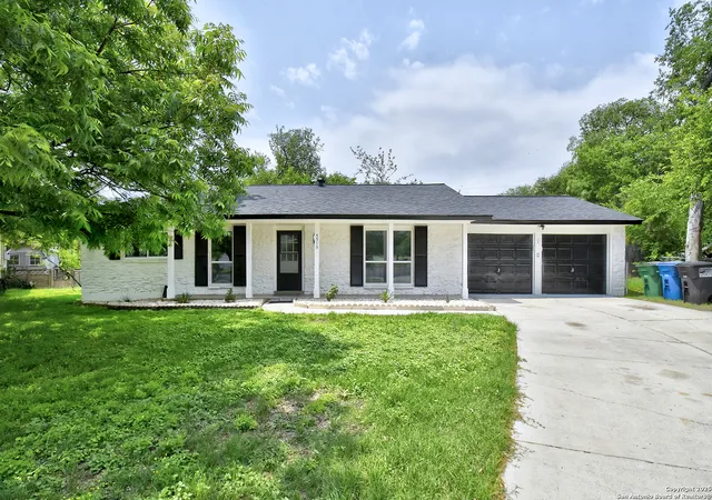 Photo 2 of Single family home for sale at 5515 Rolling Ridge, San Antonio, TX 78228 | MLS# 1865875 | Listing updated on 2026-05-16
