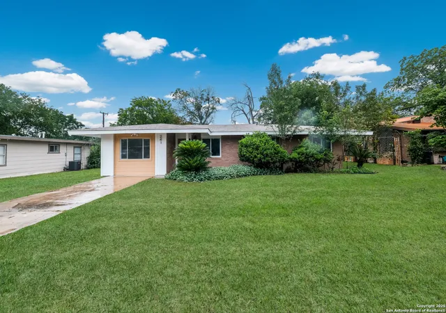 2nd image of 241 Weathercock Ln, Windcrest, TX 78239 | MLS# 1865888
