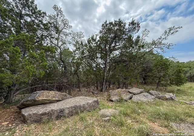 Photo 4 of Land for sale at 117 Calhoon, Canyon Lake, TX 78133 | MLS# 1865901 | Listing updated on 2025-11-02