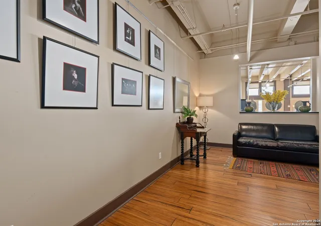 4th image of 1339 S Flores St #103, San Antonio, TX 78204 | MLS# 1865969