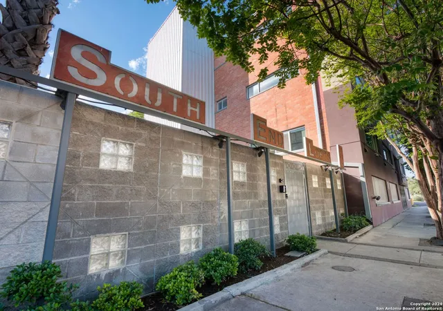 2nd image of 1339 S Flores St #103, San Antonio, TX 78204 | MLS# 1865969
