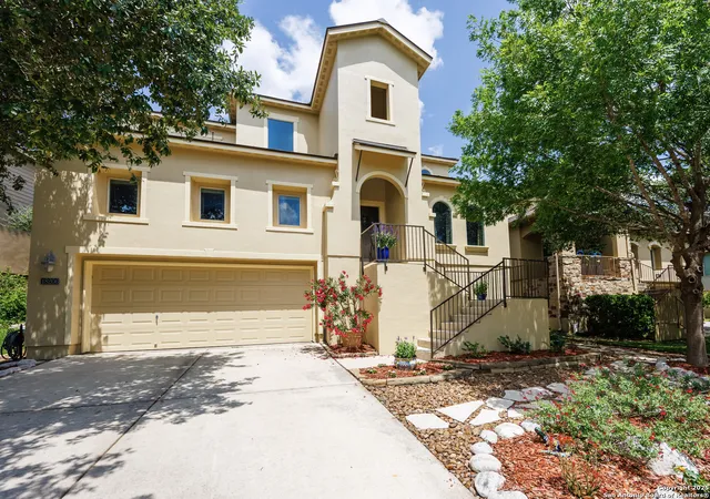 Photo 2 of Single family home for sale at 18206 Camino Del Mar, San Antonio, TX 78257 | MLS# 1865981 | Listing updated on 2025-11-20