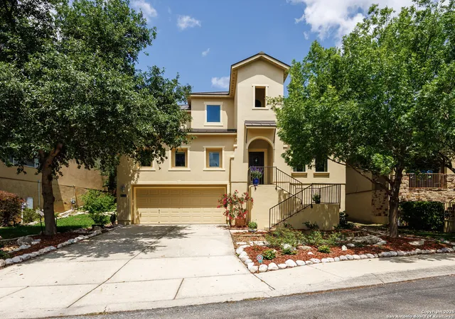 Photo 3 of Single family home for sale at 18206 Camino Del Mar, San Antonio, TX 78257 | MLS# 1865981 | Listing updated on 2025-11-20