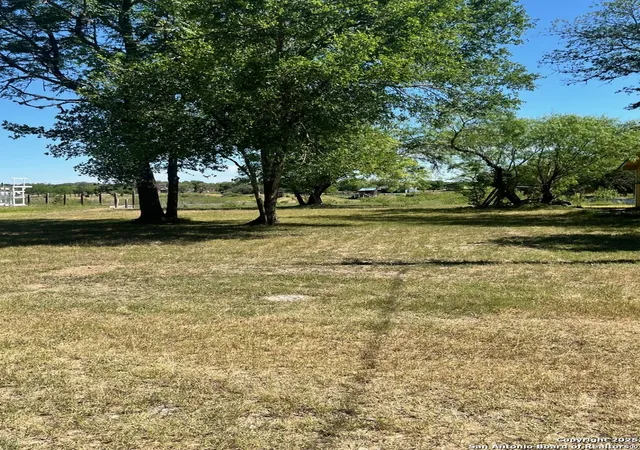 Photo 4 of Land for sale at 342 Longhorn Dr, Bandera, TX 78003 | MLS# 1865984 | Listing updated on 2025-12-10
