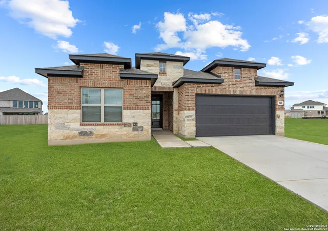 Photo 1 of Sale Pending at 140 Cherrybark Oak, Castroville, TX 78009 | MLS# 1865990 | Listing updated on 2025-09-08
