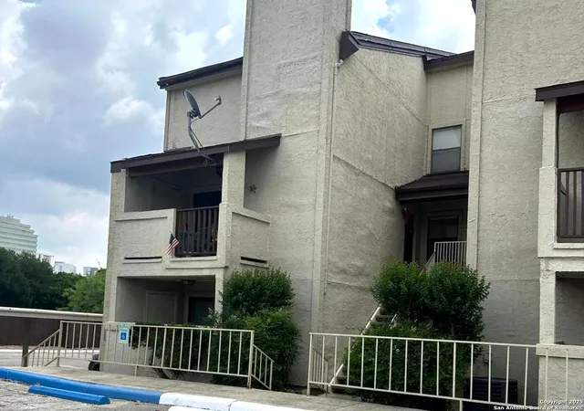Photo 1 of Condo for sale at 5322 Medical Dr #201E, San Antonio, TX 78240 | MLS# 1866009 | Listing updated on 2025-09-02