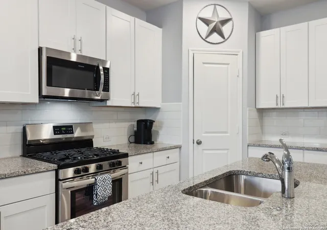 Photo 3 of Sale Pending at 8911 Rancher Pl, Seguin, TX 78155 | MLS# 1866027 | Listing updated on 2025-09-26
