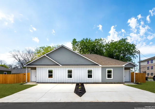 4th image of 509-511 Hudson St, Seguin, TX 78155 | MLS# 1866107