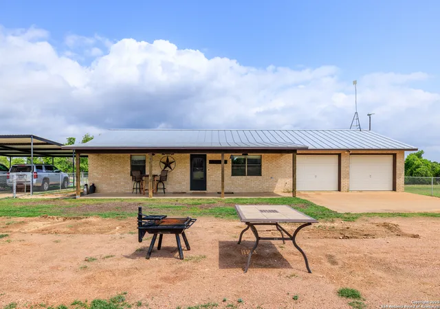 Photo 4 of Single family home for sale at 2050 Adj Lane, Fredericksburg, TX 78624 | MLS# 1866180 | Listing updated on 2026-02-13