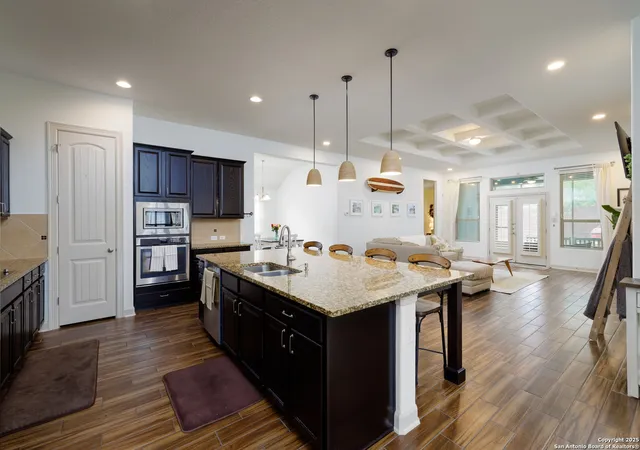 Photo 3 of Single family home for sale at 1041 Water Oak, Schertz, TX 78154 | MLS# 1866298 | Listing updated on 2026-01-27