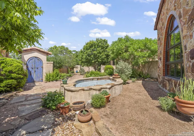 Photo 4 of Single family home for sale at 210 Painted Sky, Comfort, TX 78013 | MLS# 1866320 | Listing updated on 2025-09-16