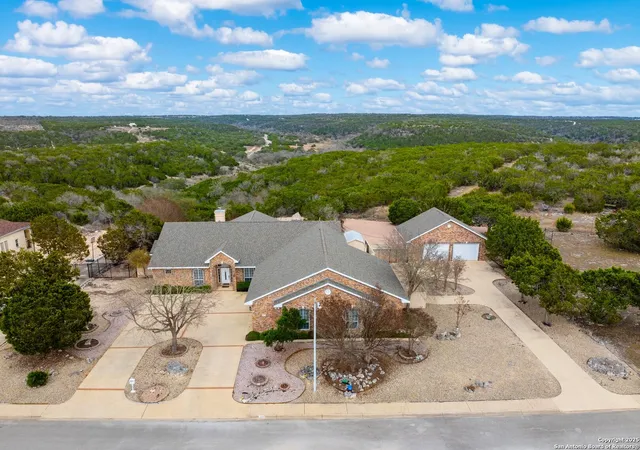 Photo 1 of Single family home for sale at 2001 Crown Ridge, Kerrville, TX 78028 | MLS# 1866353 | Listing updated on 2025-12-10