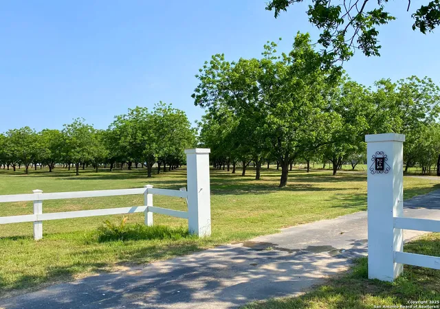1st image of 6 Collins Hill Rd, Lytle, TX 78052 | MLS# 1866383