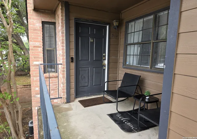 2nd image of 4803 Hamilton Wolfe #310, San Antonio, TX 78229 | MLS# 1866436