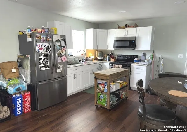Photo 3 of Single family home for sale at 433 W Adams, Pleasanton, TX 78064 | MLS# 1866462 | Listing updated on 2025-05-24