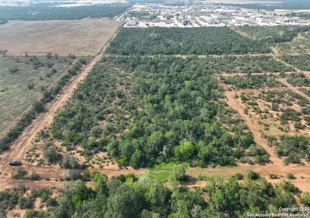Photo 4 of Sale Pending at 1294 Cr 429, Pleasanton, TX 78064 | MLS# 1866472 | Listing updated on 2026-04-16
