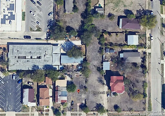 Photo 1 of Land for sale at 1019 E Crockett St, San Antonio, TX 78202 | MLS# 1866476 | Listing updated on 2026-01-19