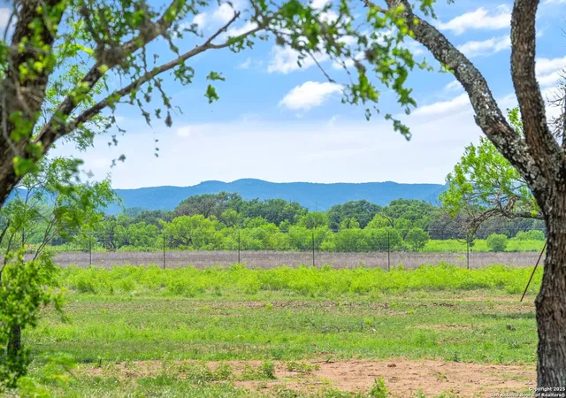 Homes for sale in Utopia, TX | 1065 B & R, Utopia, TX 78884 | MLS# 1866533