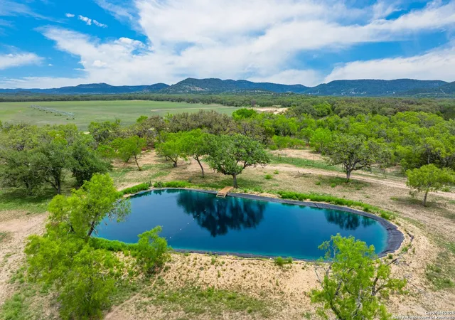 Homes for sale in Utopia, TX | 1065 B & R, Utopia, TX 78884 | MLS# 1866533