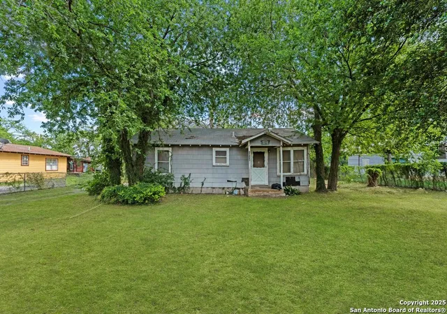 Photo 1 of Sale Pending at 3742 Weir Ave, San Antonio, TX 78226 | MLS# 1866628 | Listing updated on 2025-09-08