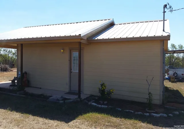3rd image of 3530 County Road 331, Jourdanton, TX 78026 | MLS# 1866692