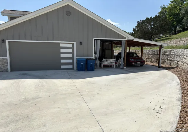 Photo 1 of Single family home for sale at 507 Winged Foot, Kerrville, TX 78028 | MLS# 1866726 | Listing updated on 2025-06-28