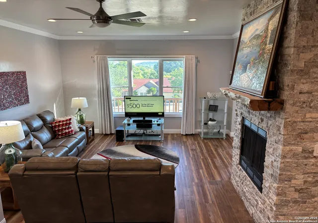 Photo 3 of Single family home for sale at 507 Winged Foot, Kerrville, TX 78028 | MLS# 1866726 | Listing updated on 2025-06-28