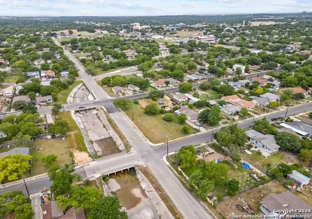 6th image of 601 San Eduardo, San Antonio, TX 78237 | MLS# 1866732