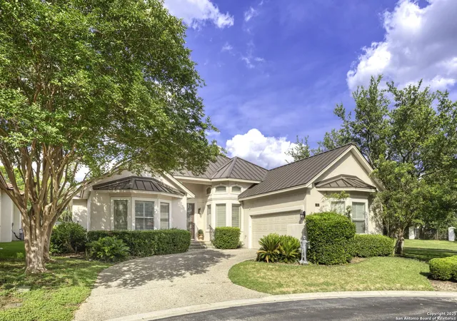 Photo 4 of Sale Pending at 2 Worthsham, San Antonio, TX 78257 | MLS# 1866887 | Listing updated on 2025-11-07