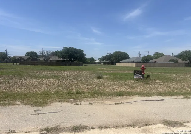 4th image of 2 Utopia, Selma, TX 78154 | MLS# 1866897