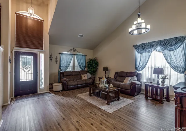 2nd image of 210 Mayflower, Cibolo, TX 78108 | MLS# 1866899