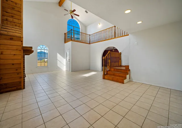 4th image of 714 N Carroll, Poth, TX 78147 | MLS# 1866902