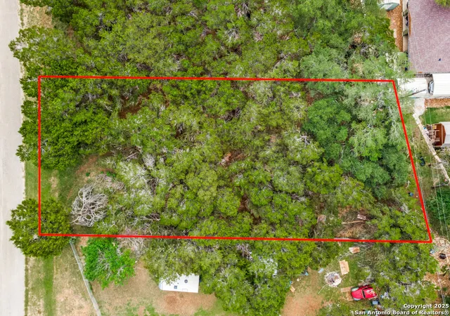Photo 1 of Land for sale at 526 Whispering Breeze, Canyon Lake, TX 78133 | MLS# 1866918 | Listing updated on 2025-05-26