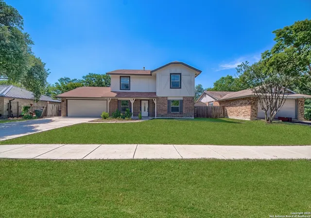 Photo 2 of Single family home for sale at 13811 Sunny Glen, San Antonio, TX 78217 | MLS# 1866922 | Listing updated on 2025-10-16