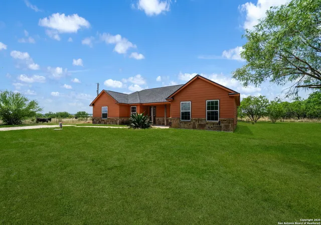 Photo 1 of Sale Pending at 5445 Dreibrodt, San Marcos, TX 78666 | MLS# 1866923 | Listing updated on 2025-10-17