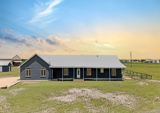 Photo 2 of Single family home for sale at 764 Zuehl Crossing, La Vernia, TX 78121 | MLS# 1867030 | Listing updated on 2025-08-01