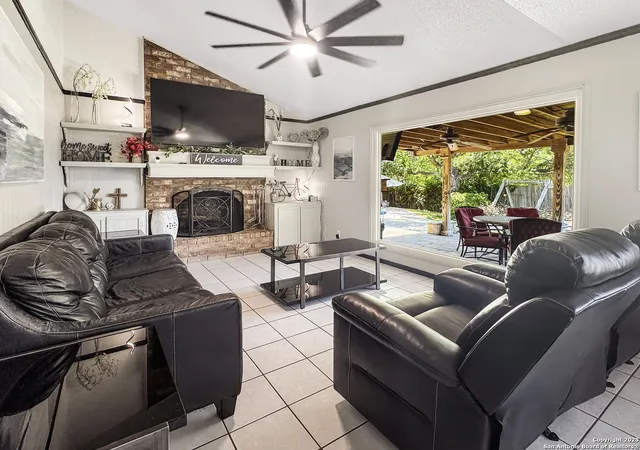 Photo 3 of Sale Pending at 13615 Scarsdale, San Antonio, TX 78217 | MLS# 1867083 | Listing updated on 2026-04-27