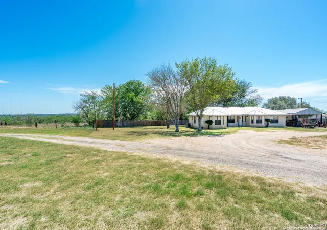 Photo 1 of Single family home for sale at 8013 County Road 128, Floresville, TX 78114 | MLS# 1867162 | Listing updated on 2025-11-19