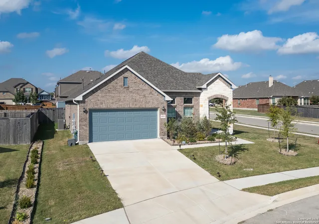 Photo 3 of Single family home for sale at 4919 Village Park, San Antonio, TX 78218 | MLS# 1867192 | Listing updated on 2026-02-25
