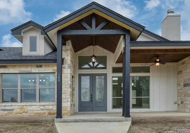 Photo 3 of Single family home for sale at 140 Horsehoe Falls, Bandera, TX 78003 | MLS# 1867367 | Listing updated on 2026-01-06