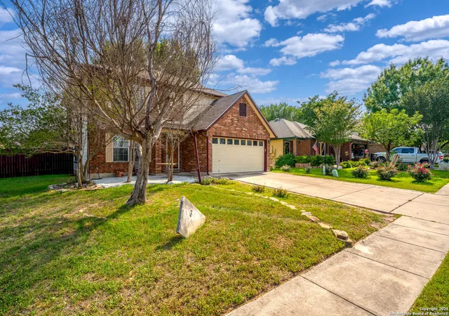 Photo 2 of Sale Pending at 1130 Stone Garden, New Braunfels, TX 78130 | MLS# 1867708 | Listing updated on 2025-10-27