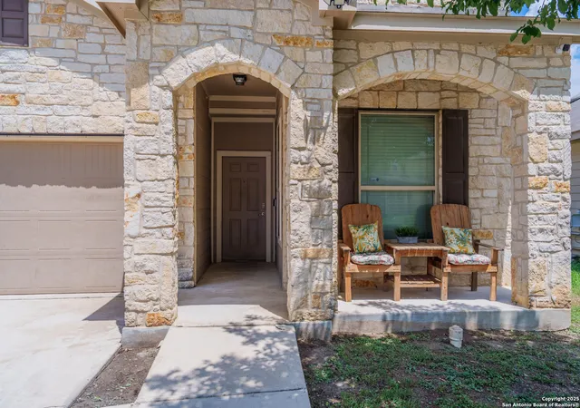 3rd image of 11607 Pelican Pass, San Antonio, TX 78221 | MLS# 1867755