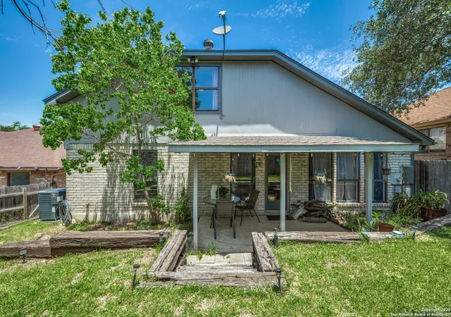 25th image of 1027 Hedgestone, San Antonio, TX 78258 | MLS# 1867794