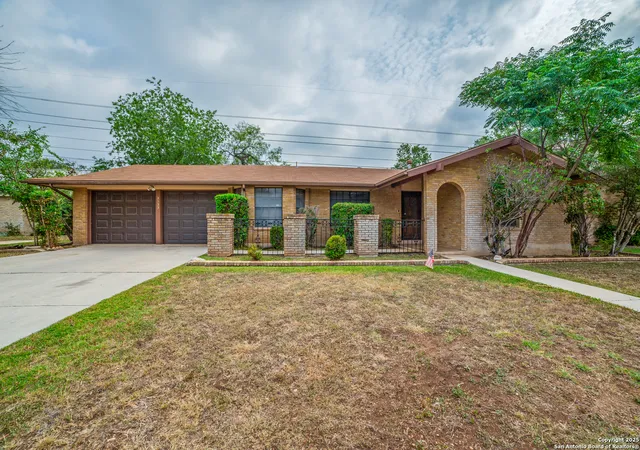 Photo 2 of Sale Pending at 2523 Turkey Oak, San Antonio, TX 78232 | MLS# 1867811 | Listing updated on 2026-01-26