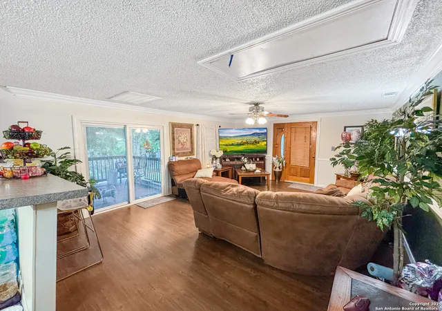 Photo 3 of Single family home for sale at 602 Hortencia Ave, San Antonio, TX 78237 | MLS# 1867905 | Listing updated on 2025-10-11