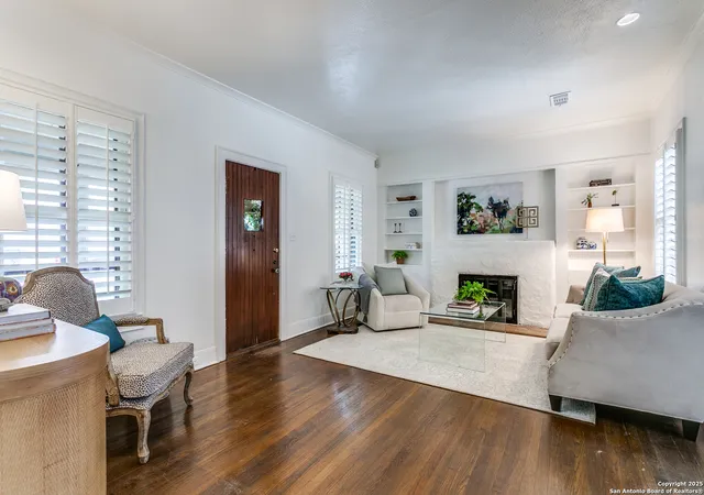 4th image of 315 W Lullwood, San Antonio, TX 78212 | MLS# 1868029