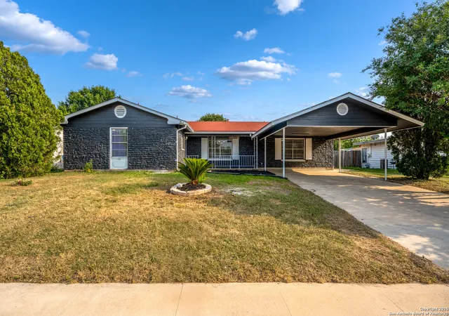 Photo 2 of Sale Pending at 7626 Westfield, San Antonio, TX 78227 | MLS# 1868038 | Listing updated on 2025-09-26