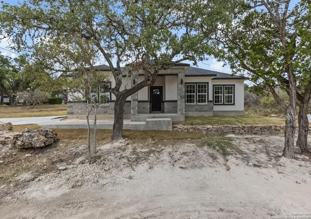 Photo 1 of Single family home for sale at 3440 Tanglewood, Spring Branch, TX 78070 | MLS# 1868048 | Listing updated on 2026-04-19